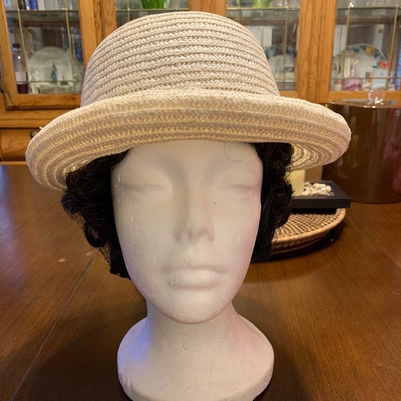 Hat - Picture 1 of 4